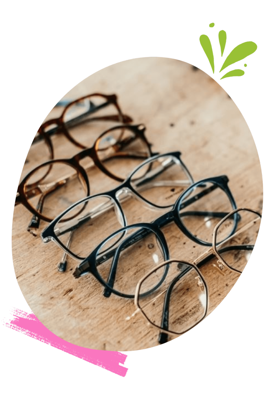 Photo représentant notre adhérent Optic Mobile. Rapide sélection de quelques lunettes que Camille Wies propose dans son service d'opticienne à Domicile.